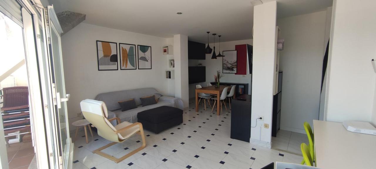 Atico Con Amplia Terraza Y Espectaculares Vistas Apartment Санксенсо Екстериор снимка