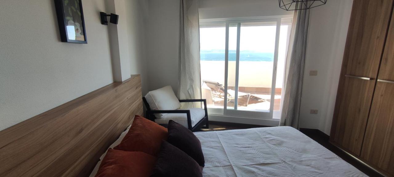 Atico Con Amplia Terraza Y Espectaculares Vistas Apartment Санксенсо Екстериор снимка